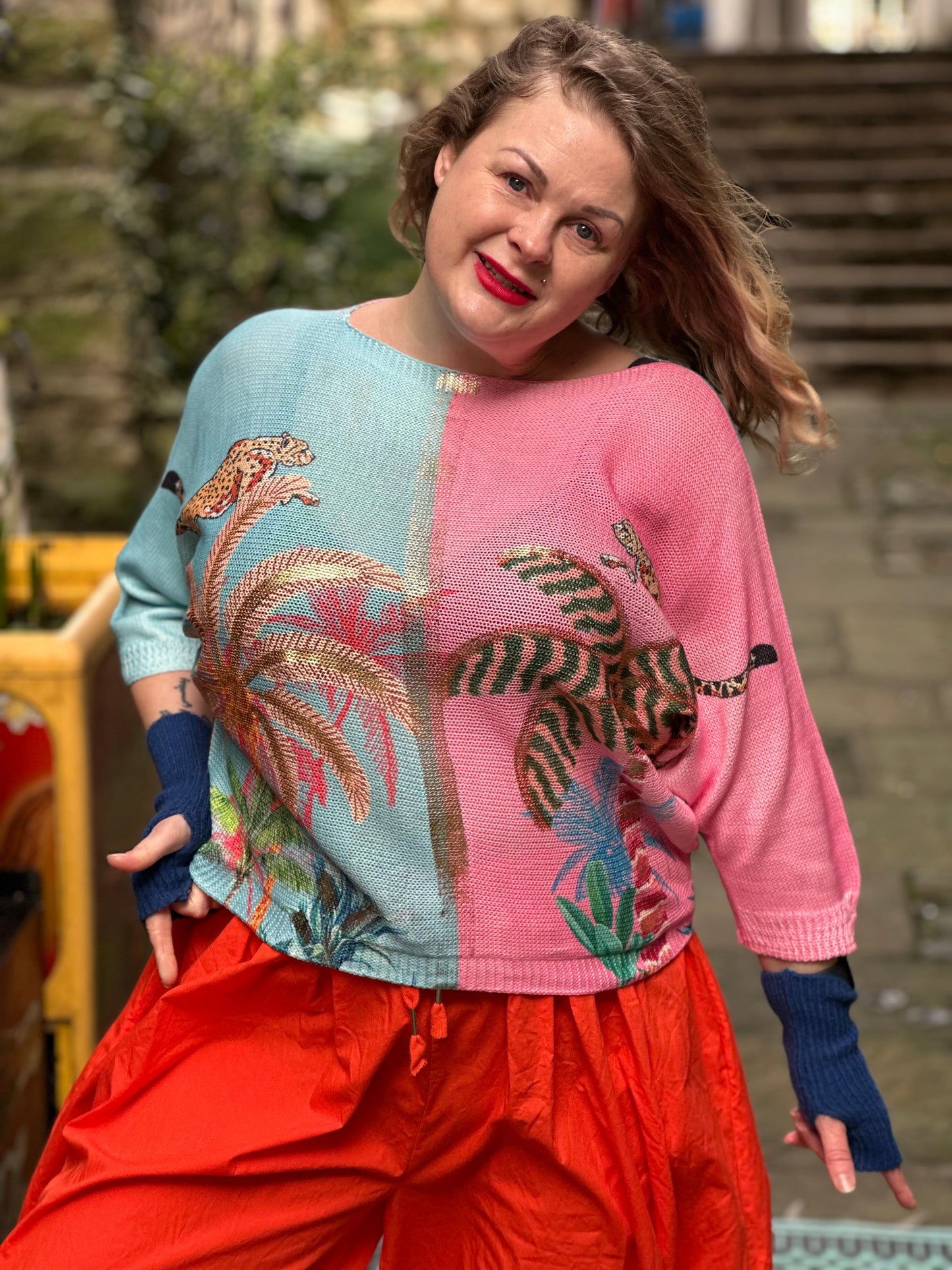 ODA Soft Knitted Top Size 8-18