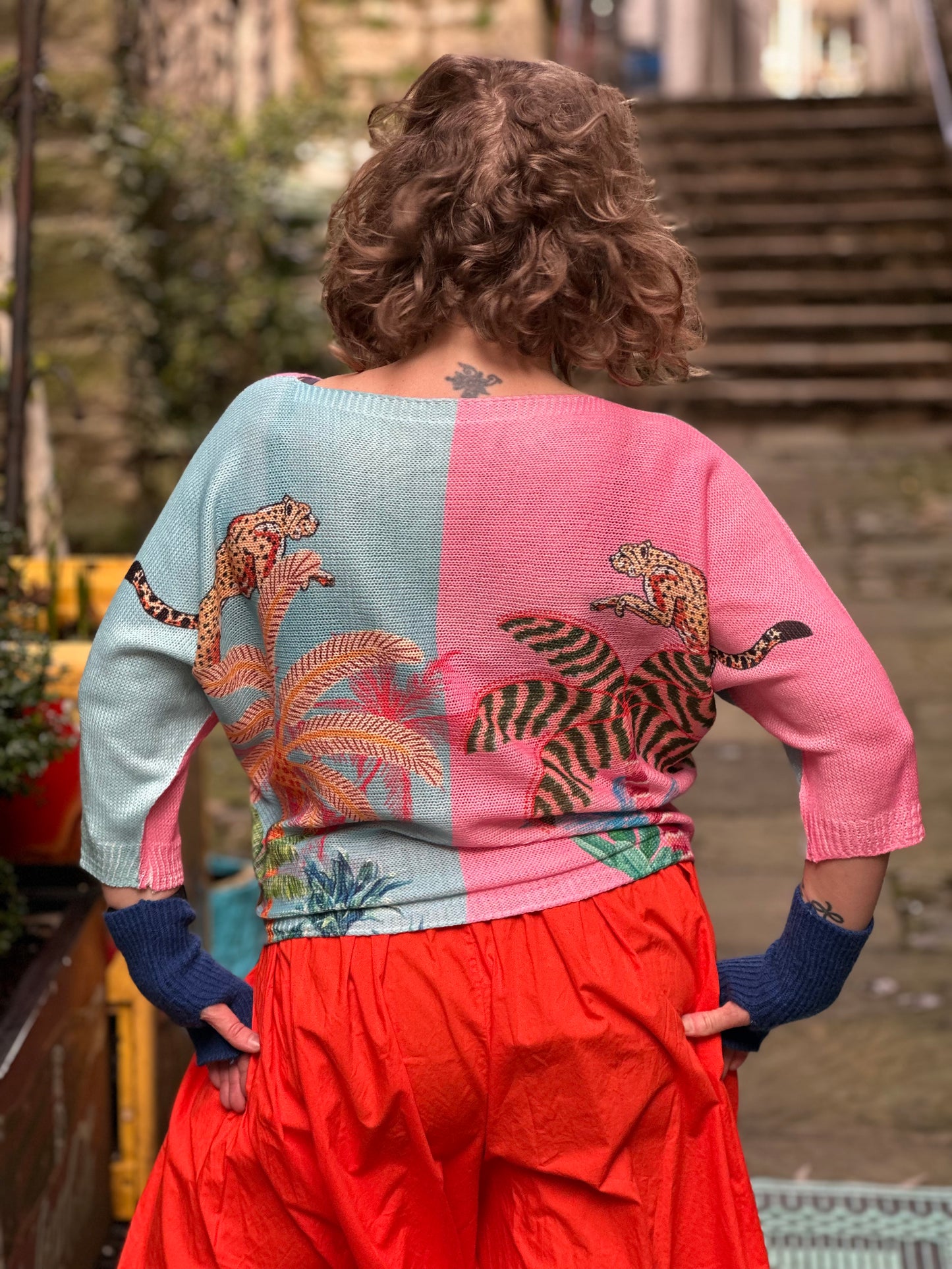 ODA Soft Knitted Top Size 8-18