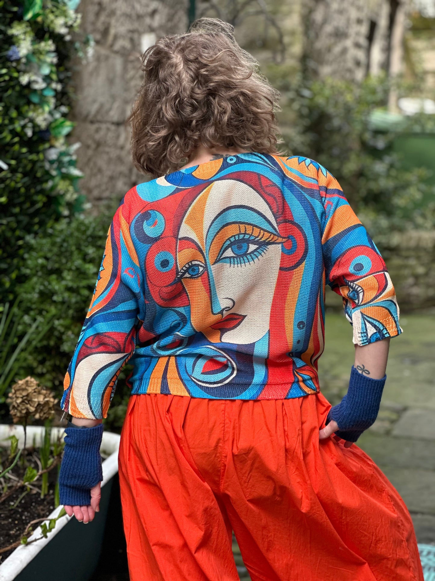 ODA Soft Knitted Top Size 8-18