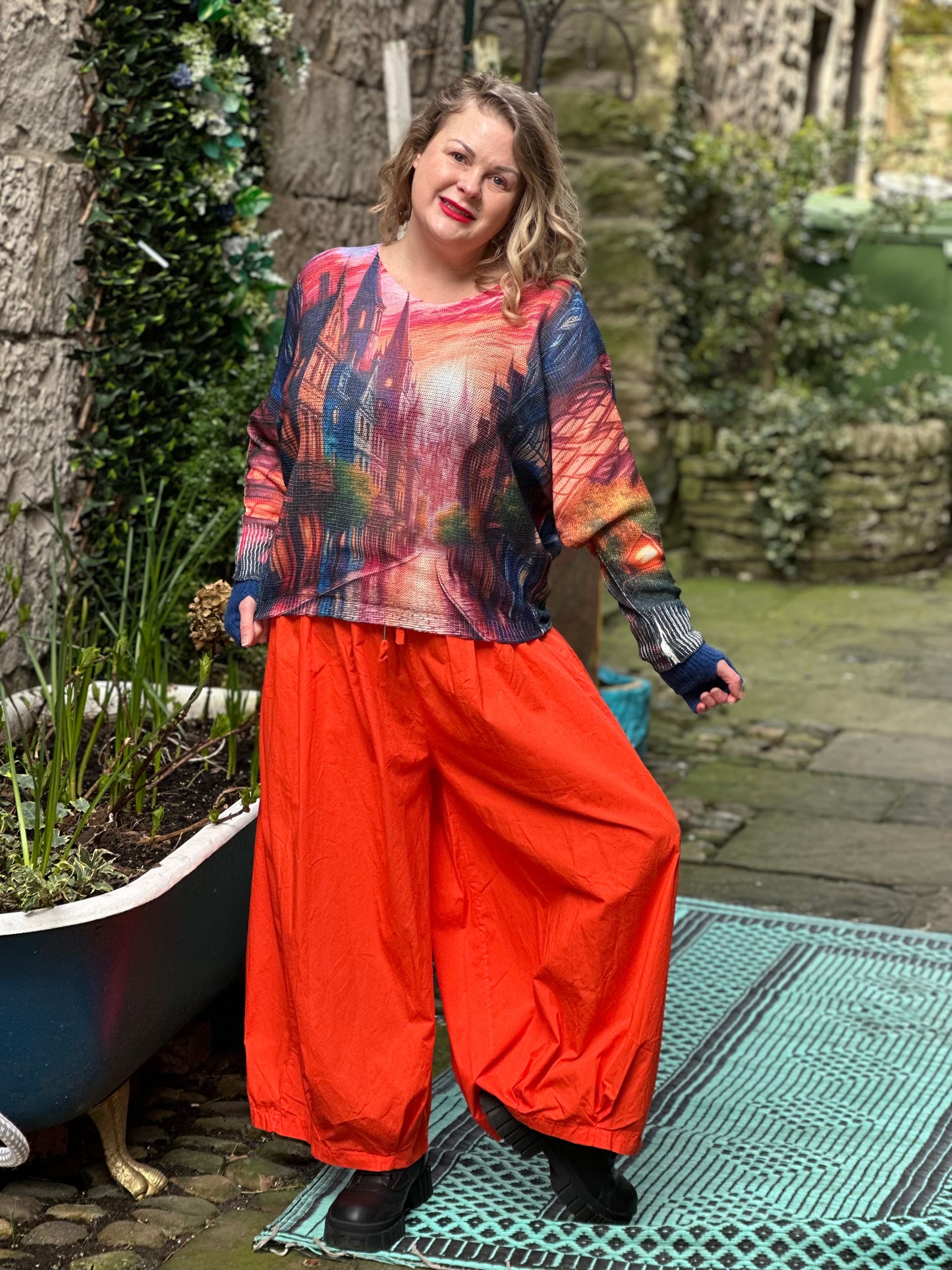 ODA Soft Knitted Top Size 8-20