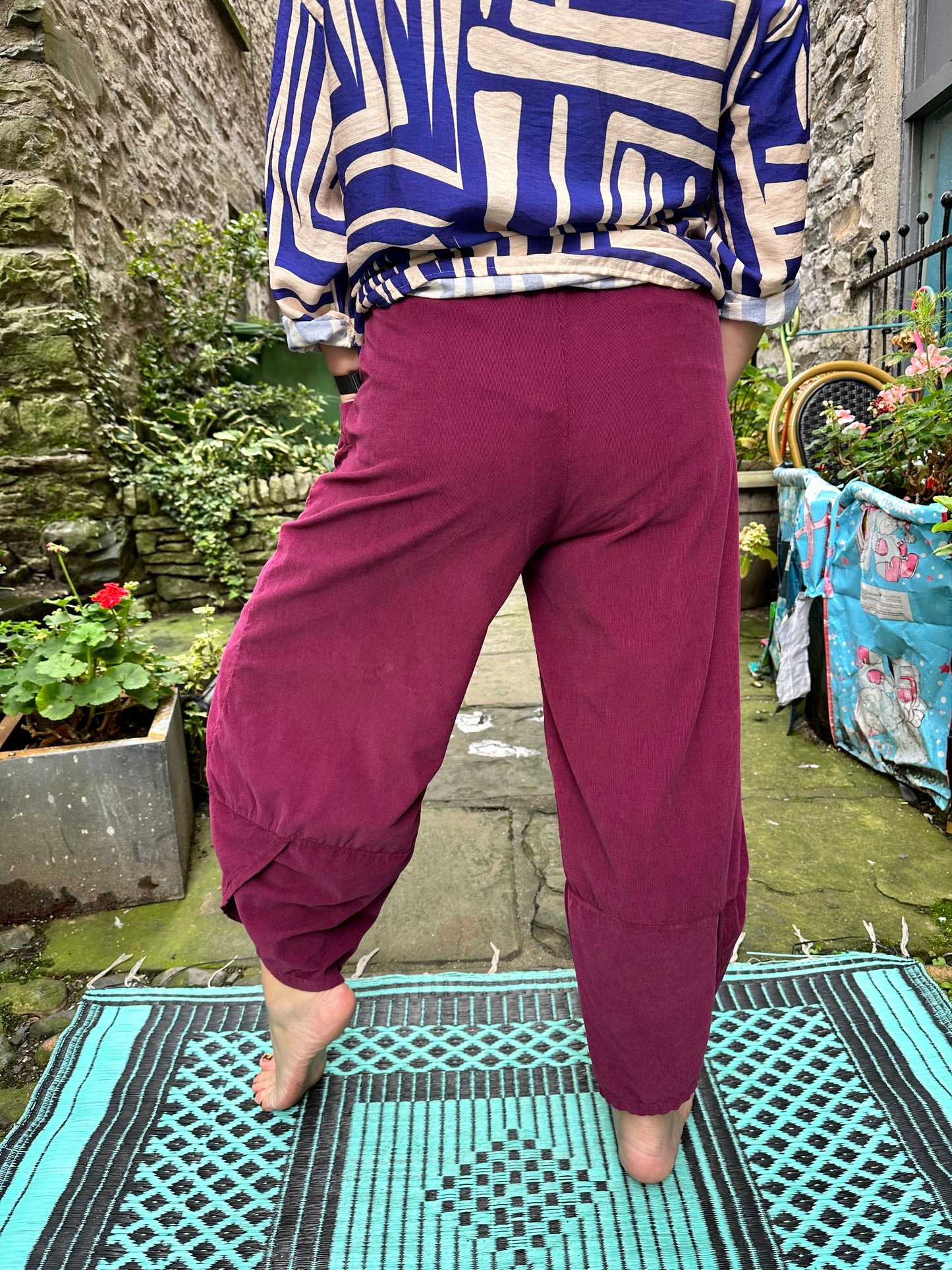 Kuiza Cord Trousers Fit Size 8-18 In Purple