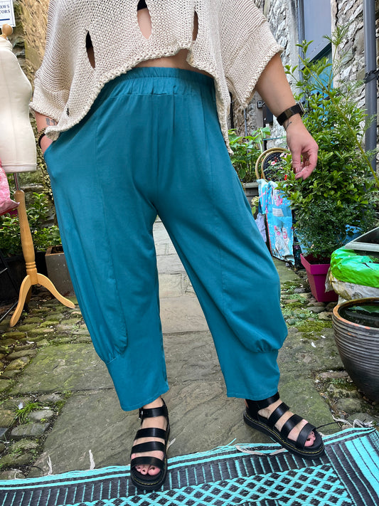 Super comfortable Short Azu Trousers In Teal Size 8-22