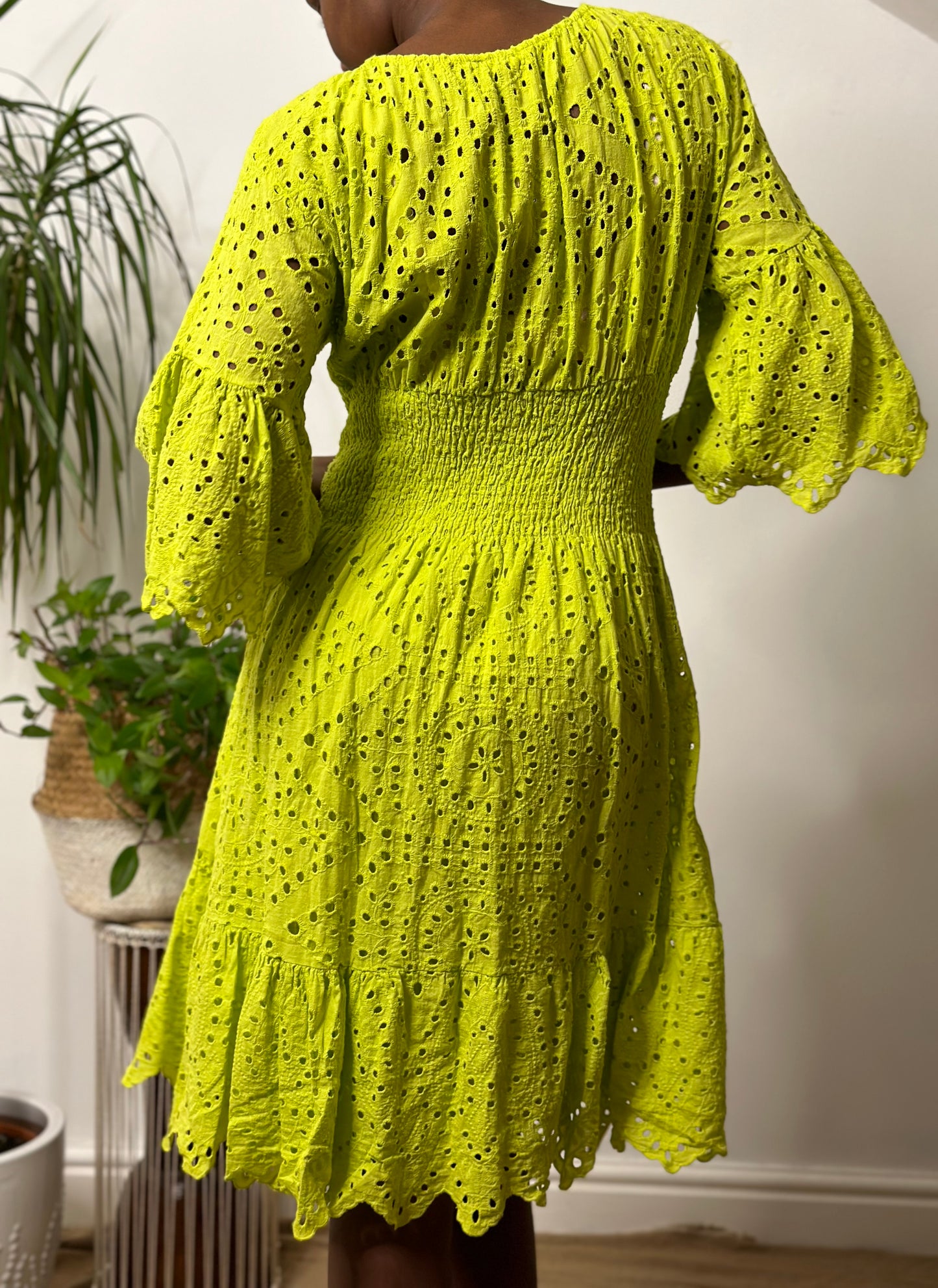 Broderie Anglaise Exquisite Green Ruched Dress Size 8-16