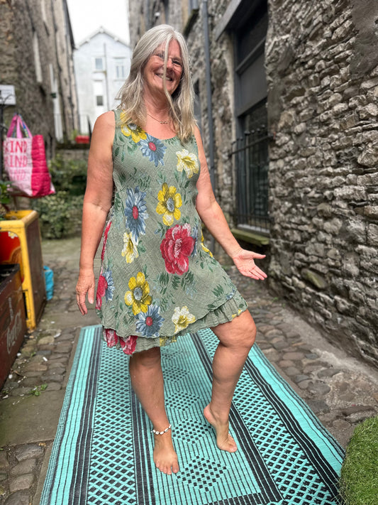 SALE ITEM Stunning Cotton Garden Dress  Fits Size 8-18