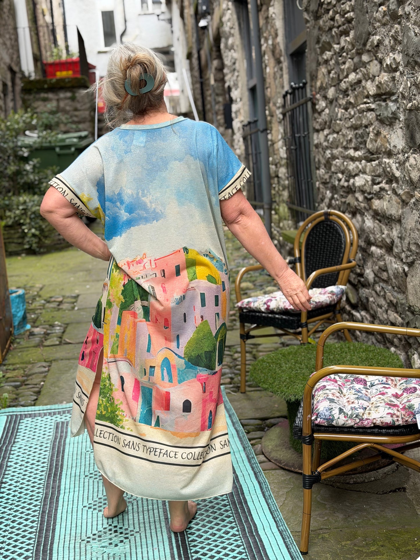 Stunning Arty Venetian Dress Fits Size 10-20