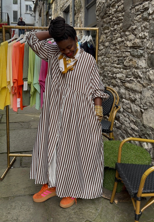 Absolutely Stunning French Striped Maxi Dress in Brown and White Fits Size 10-20