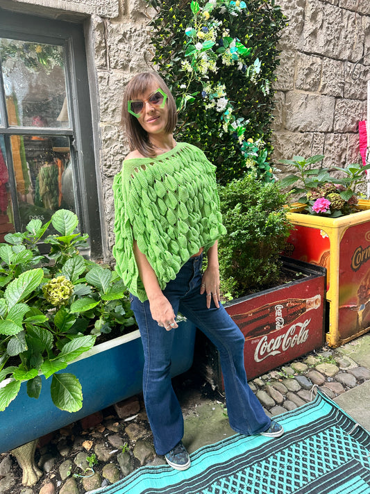 Stunning Striking knitted Green Maza Layering Top/Jumper Size 8-24
