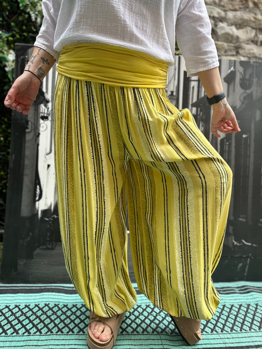 Harem Earthna Yoga Trousers One Size Fits UK 10-22