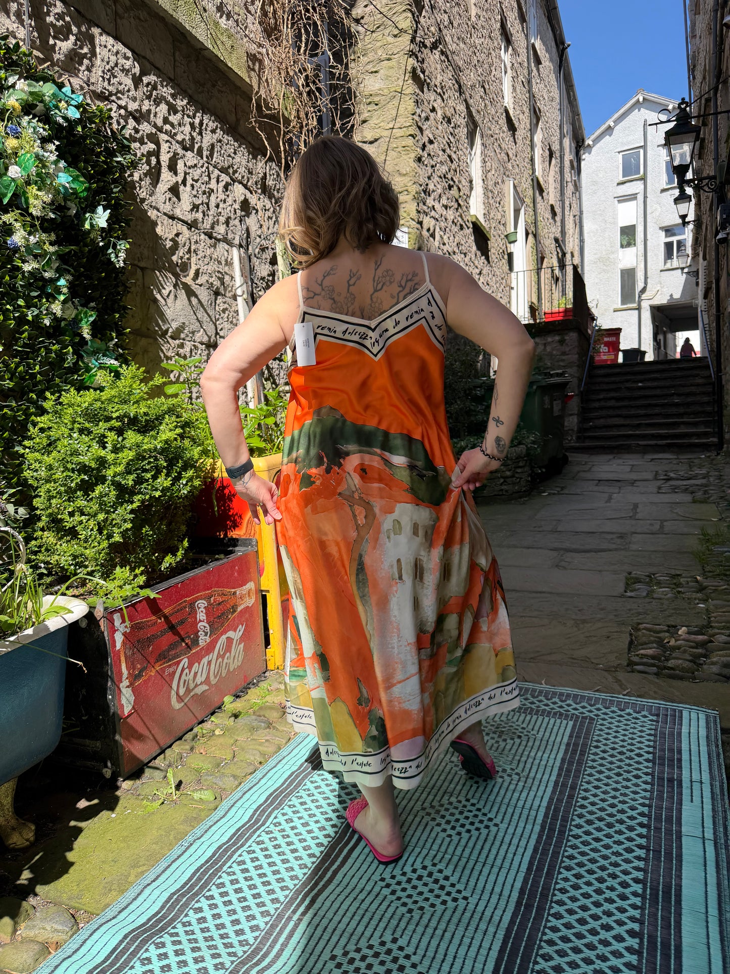 Stunning Silk Effect Orange Mix Venetian Dress Fits Size 10-18 S