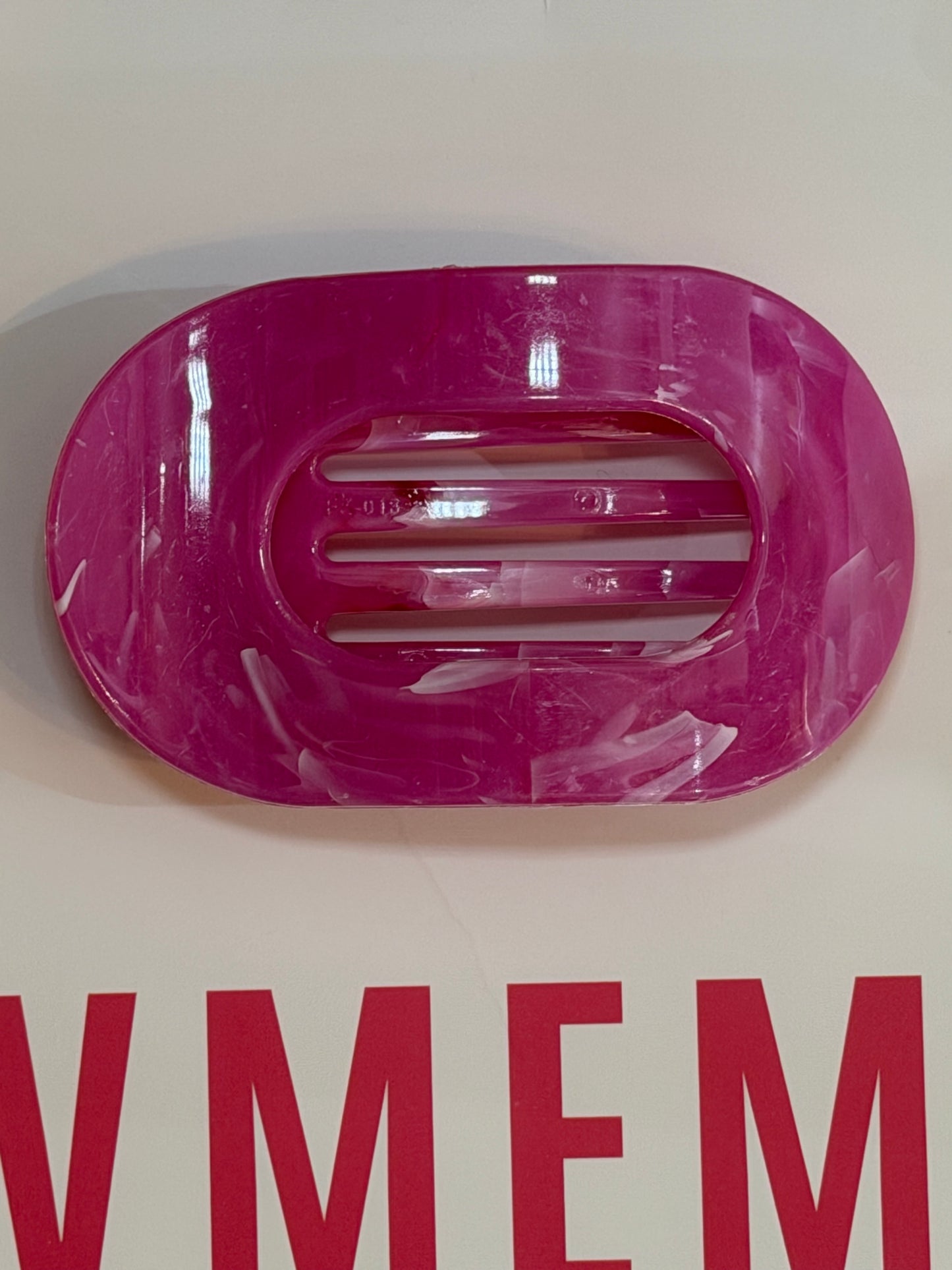 Flat hair clips