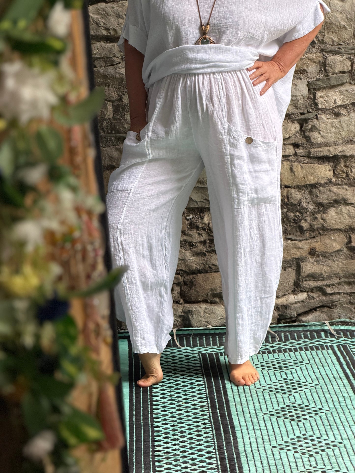 Pure Linen Two Pockets White Linen Trousers Fits Size 10-18