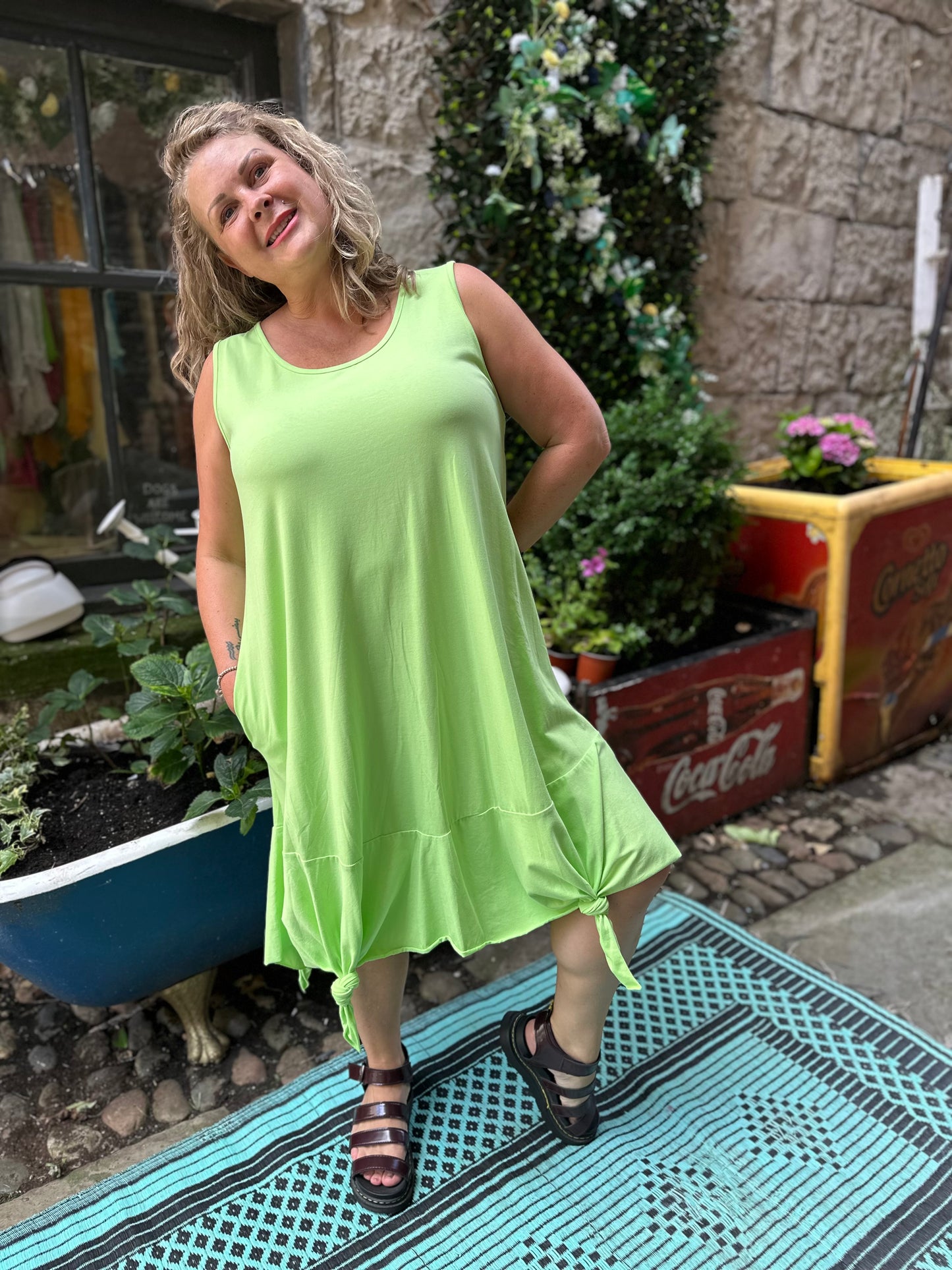 knotted Hem High and Low Dress In Green Fits Size 10-22