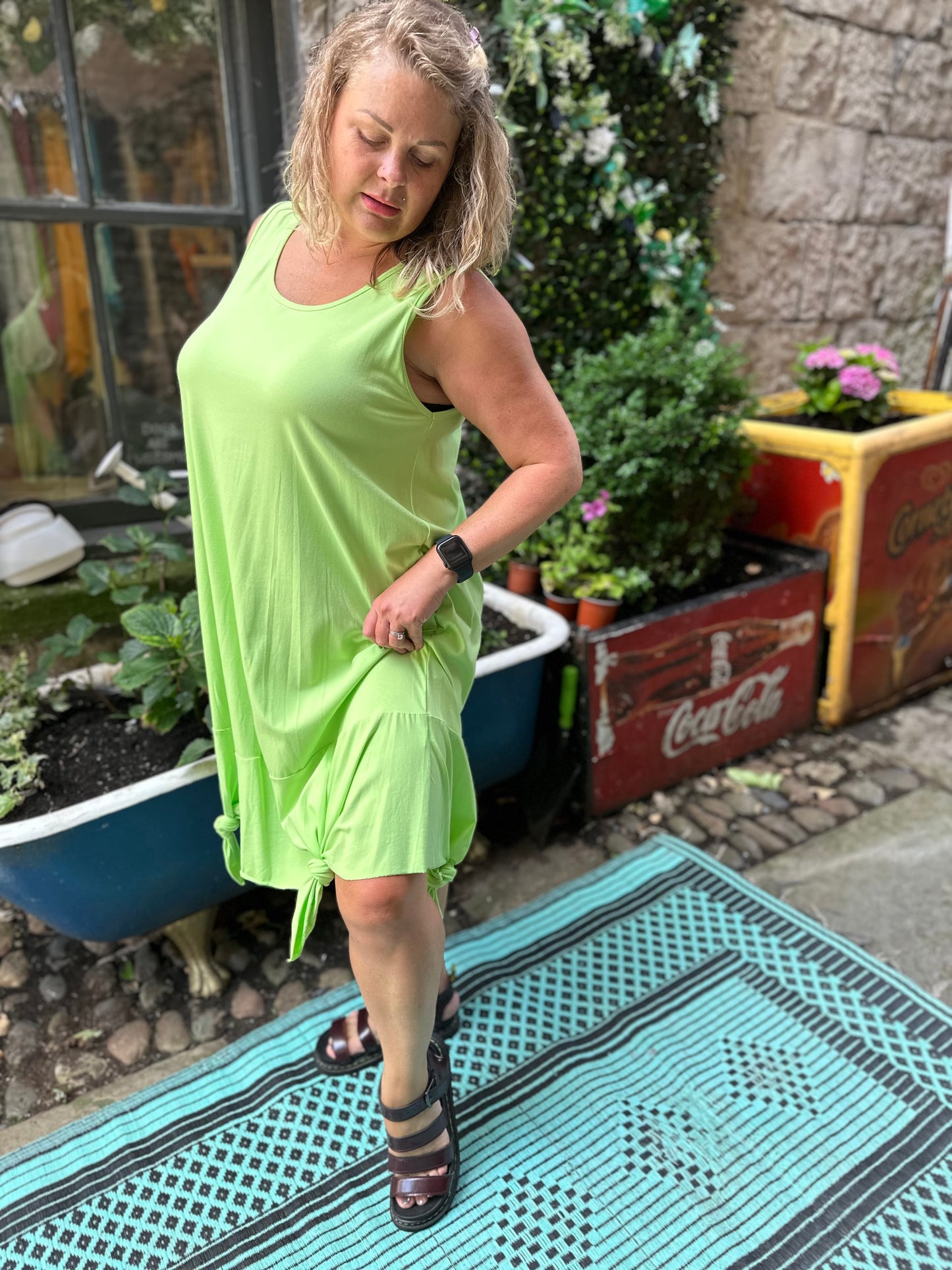 knotted Hem High and Low Dress In Green Fits Size 10-22