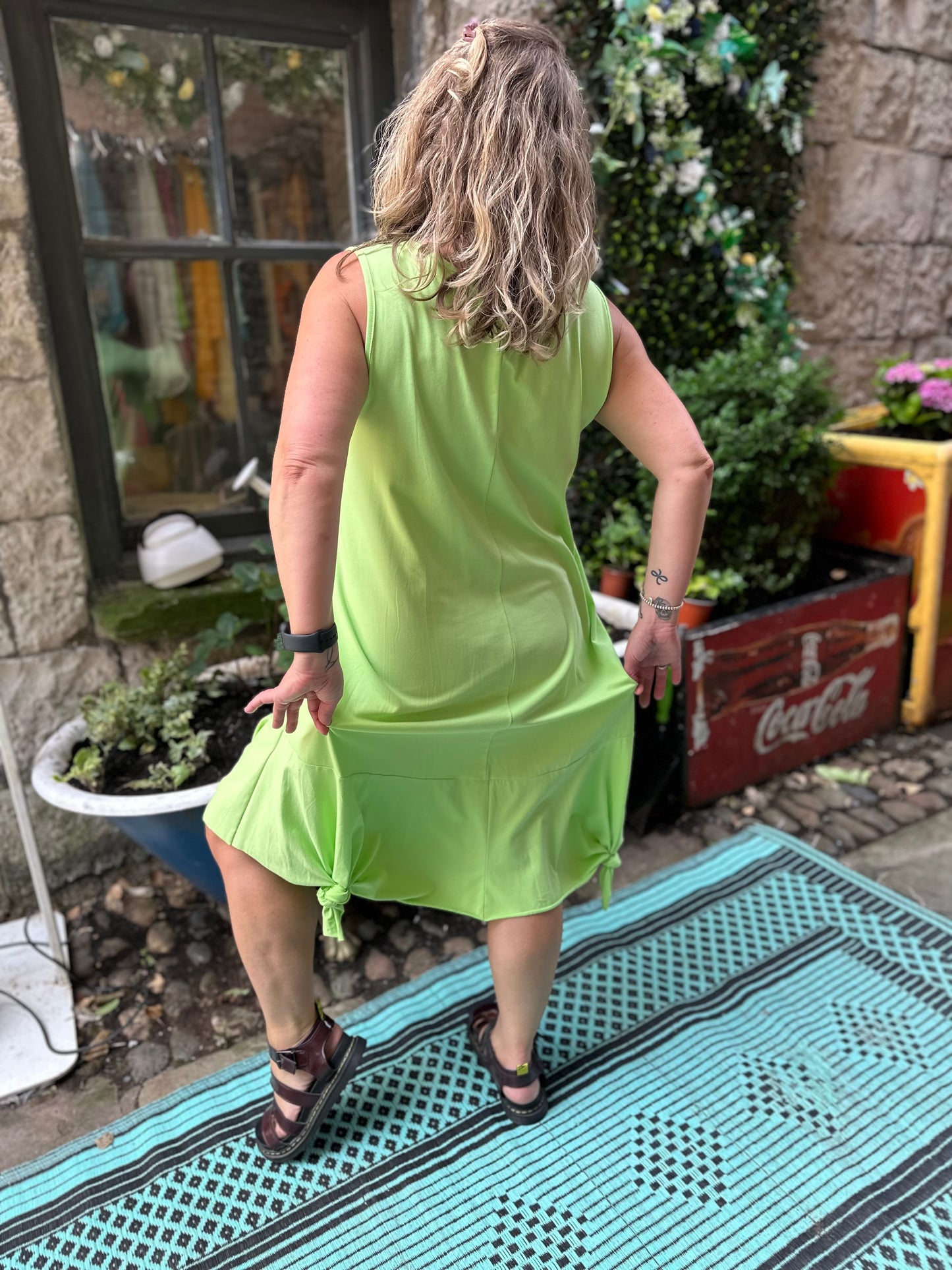 knotted Hem High and Low Dress In Green Fits Size 10-22
