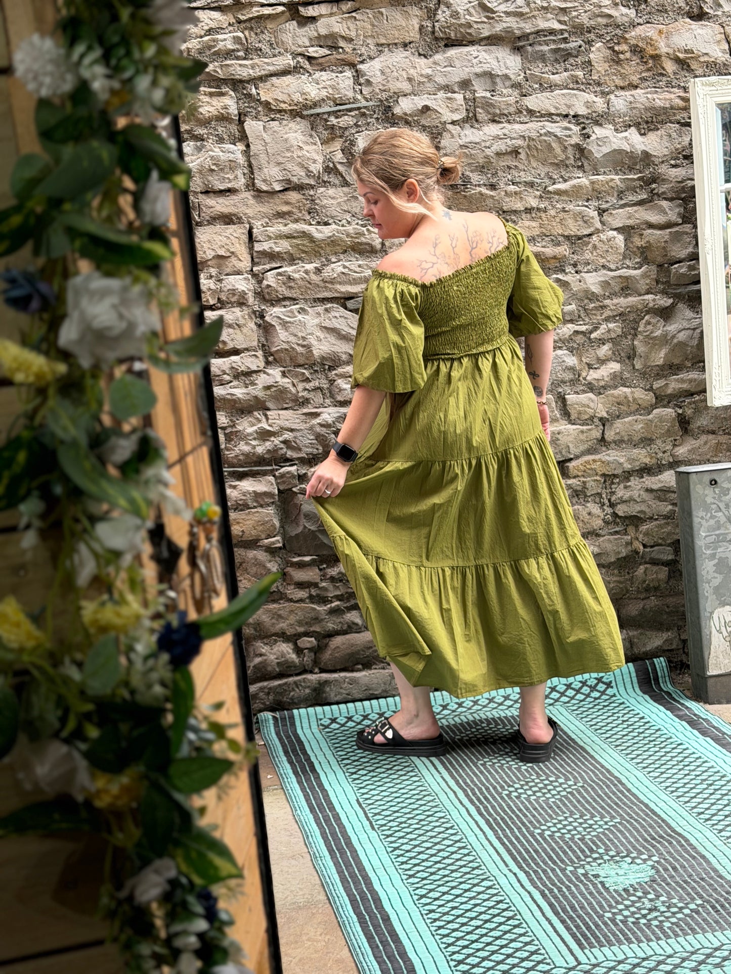 Stunning Olive Green Shirred Bust Dress Fit Size 10-20