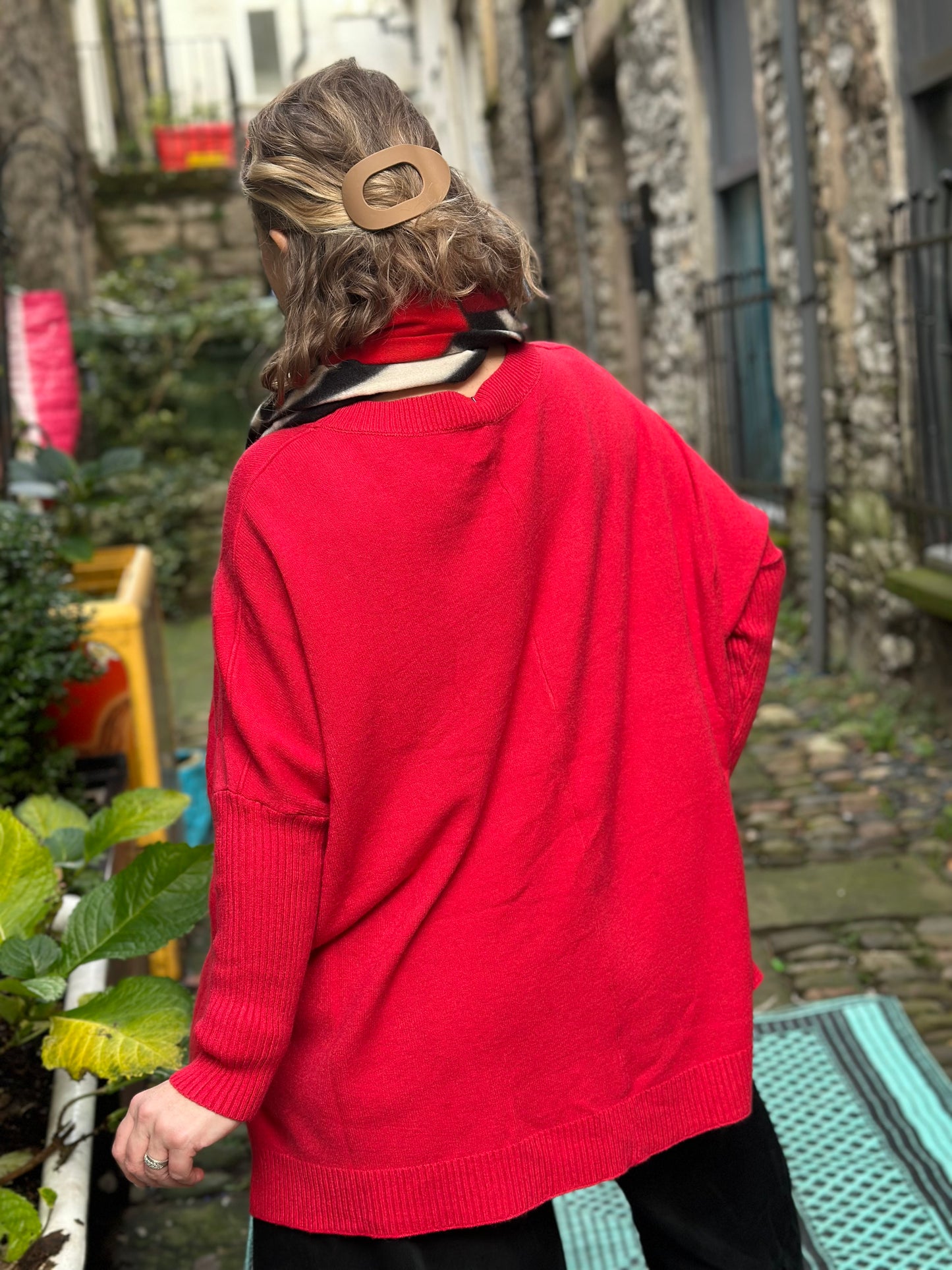 Stunning Cable Knit Jumper In Red Fits Size 10-24