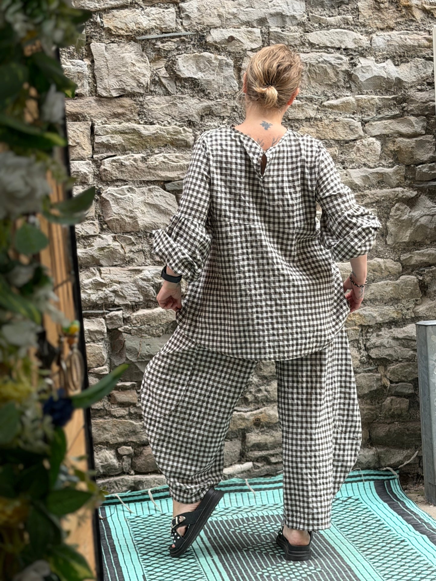 Tama Gingham Barrel Set Top Trousers In Chocolate Brown aOne Size Fits Size 8-18
