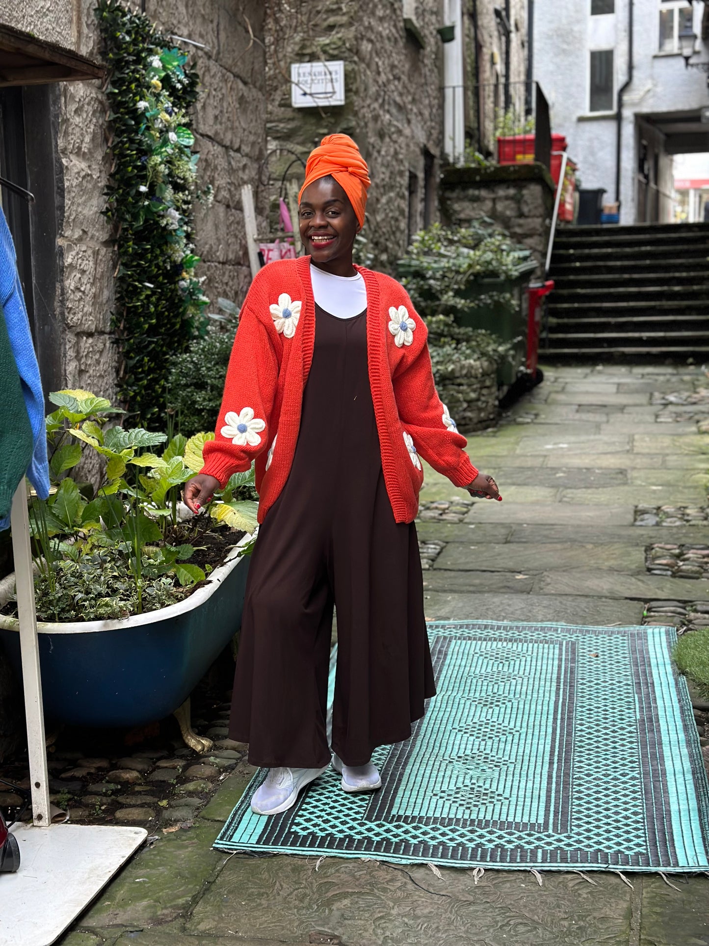 Stunning Soft Knit Daisy Moo Cardigan In Orange Size M/L