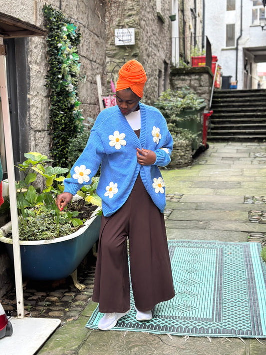 Stunning Soft Knit Daisy Moo Cardigan In Sea Blue Size S/M