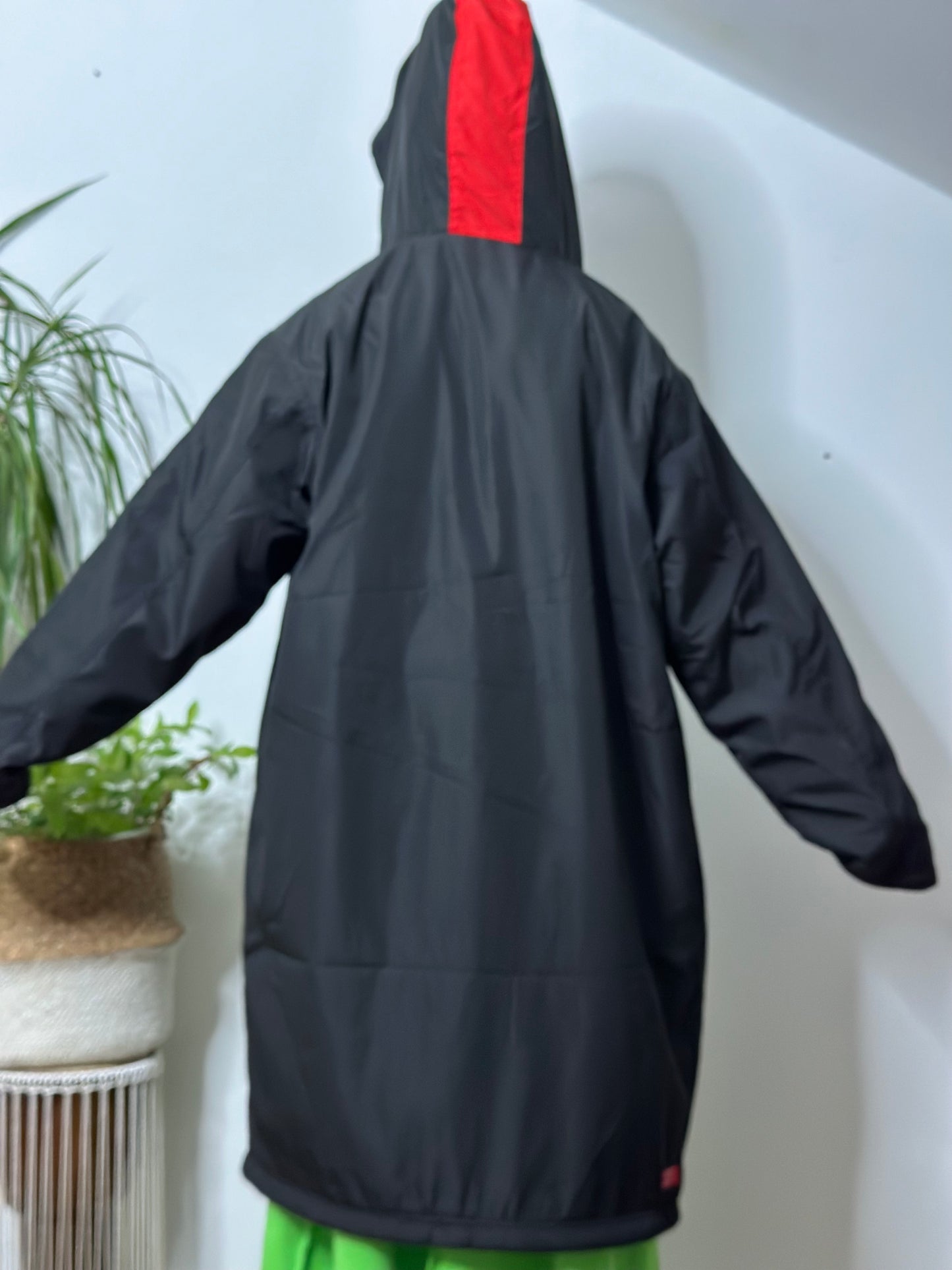 Size XL Stay DryRobe Black/Red Waterproof