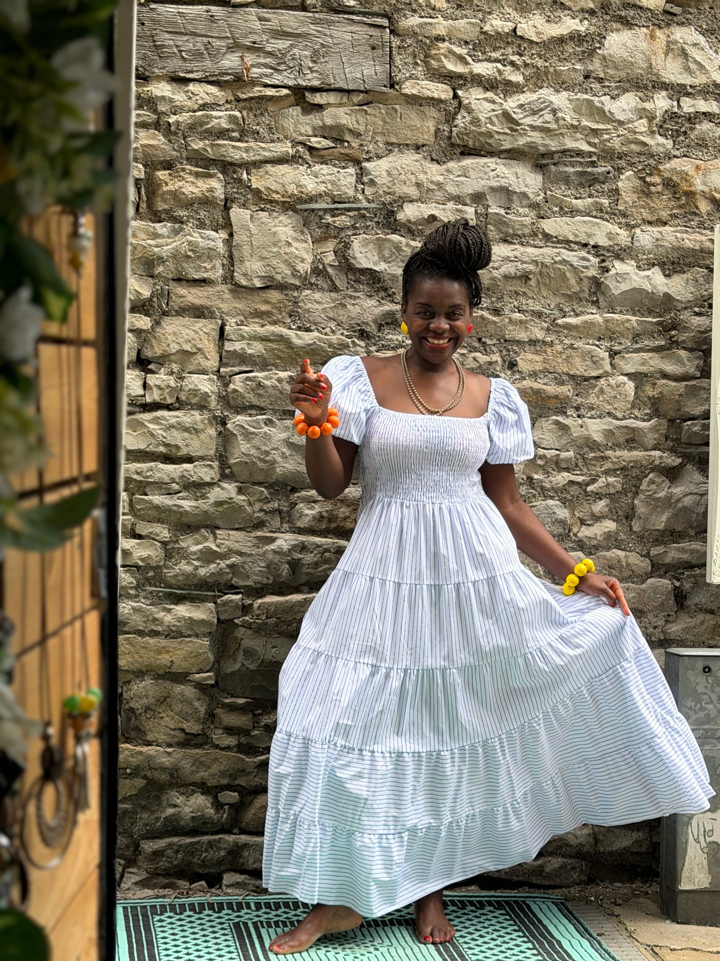 Stunning White & Navy Striped Shirred Bust Tiered Dress Fit Size 10-20