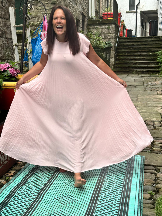 Stunning Baby Pink Long Atouke Pleated Dress Fits Size 12-24
